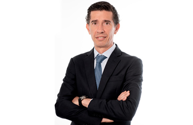Dr. José María Martínez de la Casa